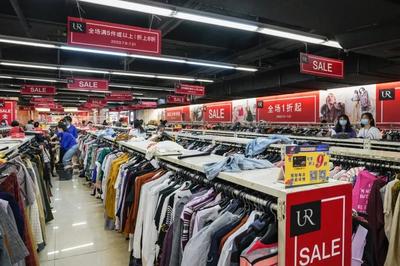 西安衣服批發市場進貨在哪？揭秘創業者的時尚財富之地